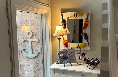 Harbour Town House | In the Heart of Harbour Town 2BR 2BA Pool Access Close to Beach