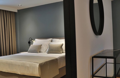 Kaleici Hotel | In The Middle Hotel