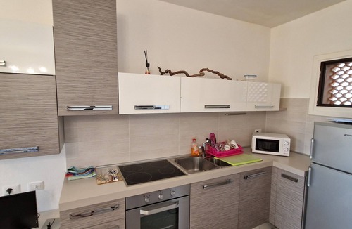 Pirotto Li Frati House | In the village Baia delle Mimose, 150 mt from the sea-independent entrance, garden