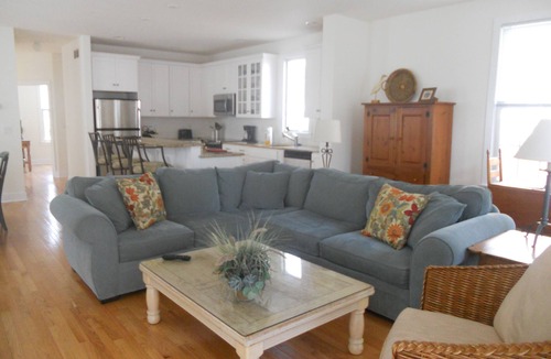 Lewes House | In-Town Lewes! Walk to Shops & Dining - JULY AVAILABILITY!