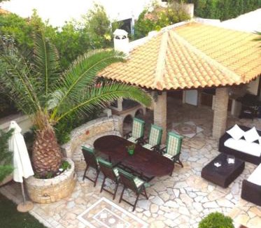 Lagonissi Villa | In White Villa
