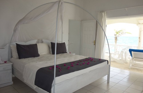 Silver Sands House | Inchcape Seaside Villas 1 bedroom De Luxe Apartment D