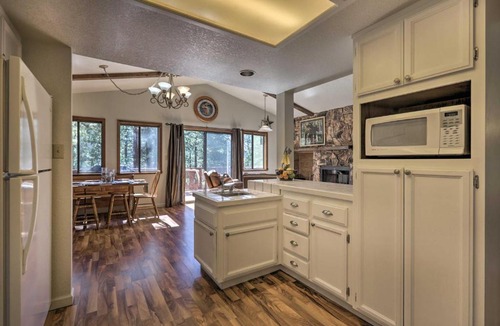 Incline Village House | Incline Village Retreat Walk to Diamond Peak