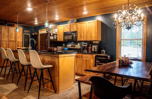 Clarington House | Incorrect rates on VRBO , 399 thru May 23, 449 Summer rates. Plus fees & taxes.