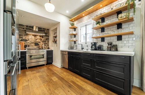Old Quebec House | Incredible historic heritage home of 2700 sq ft. Perfect for family gatherings!