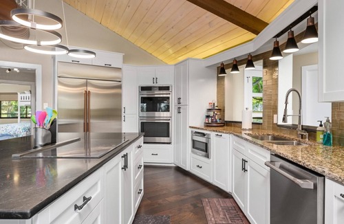 Burnet House | Incredible home on constant level Lake LBJ, booking now for the summer of 2024!