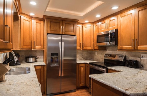 South Laguna Condo | INCREDIBLE LOCATION, Panoramic Ocean View Townhome with Private Beach Access!