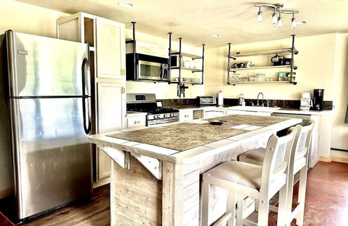 Whitehall Cottage | Incredible Peaceful Cottage with Barbecue in Whitehall, Montana