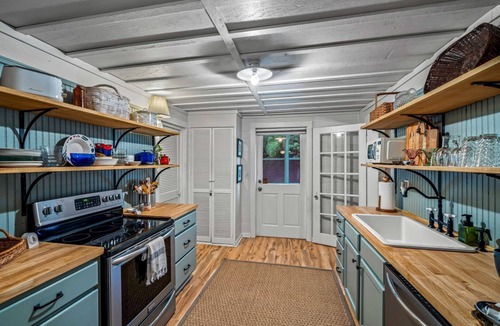 Cloudland Cottage | Incredible Secluded Cottage in Cloudland, Georgia
