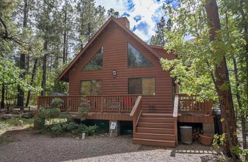Pinetop House | Incredible Whispering Pines Escape