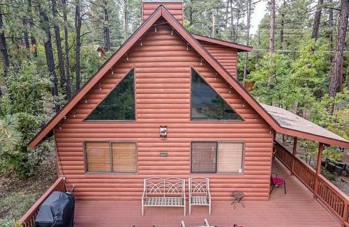 Pinetop House | Incredible Whispering Pines Escape