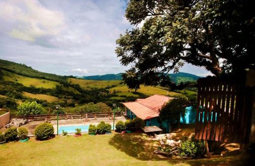 Extrema House | Incrivel chacara com pisc e churrasq em Extrema MG