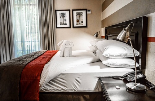 Greater Johannesburg Metropolitan Area Hotel | Indaba Hotel