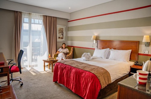 Tlokweng Hotel | Indaba Lodge Gaborone
