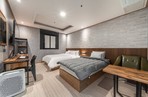 Anyang Hotel | Indeokwon SKY