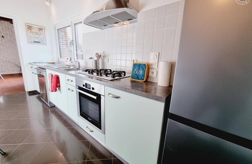 Vendegies-sur-Ecaillon Cottage | Independent house, pets welcome - 6 guests
