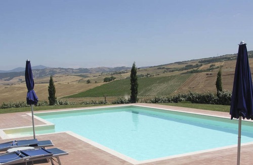 Castiglione d'Orcia Villa | Independent residence with 4 apartaments and pool in val d'Orcia