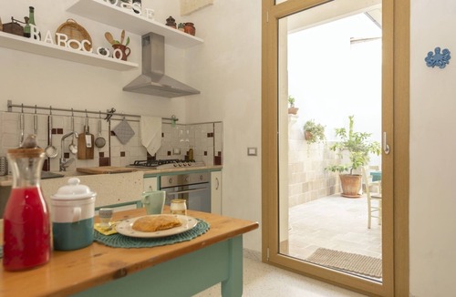 Vernole House | independent apartment
