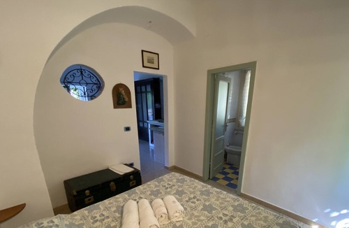 Battipaglia Apartment | Independent Mini Apartment in the Countryside