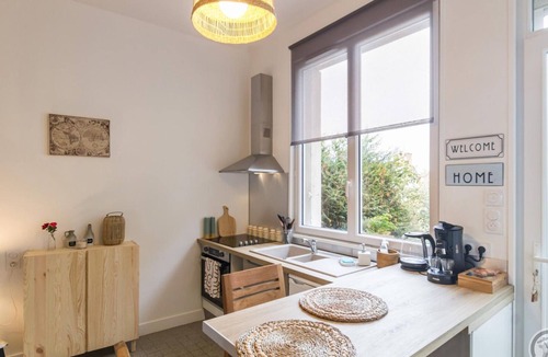Isigny-le-Buat Apartment | Independent studio with private terrace in Isigny-le-Buat