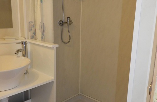 Lavaux-Sainte-Anne Apartment | Independent studio on the 1st floor less than 1 kilometer from the Château de Lavaux