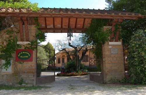 Corchiano Villa | Independent villa with pool and large enclosed garden, located just 500 metres from the village of C