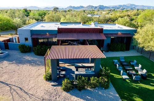 Desert View Village Villa | Indescribable Villa with Outstanding Interior and Exterior in Cave Creek, Arizona
