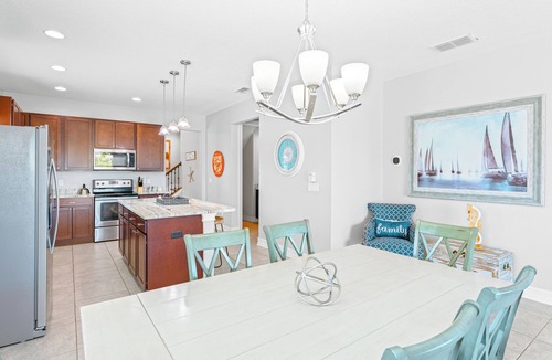 Indian Harbour Beach House | Indian Harbour Beach Townhome with Pool, Game Room, BBQ Grill & Putting Green!
