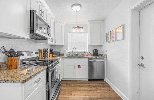 Orlando Beach Apartment | Indian River retreat w/backyard & BBQ grill
