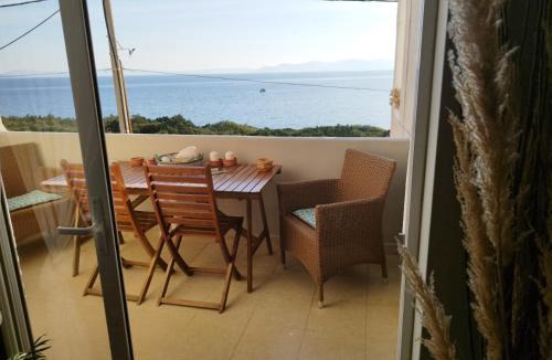 Rafina-Pikermi Apartment | Indigo