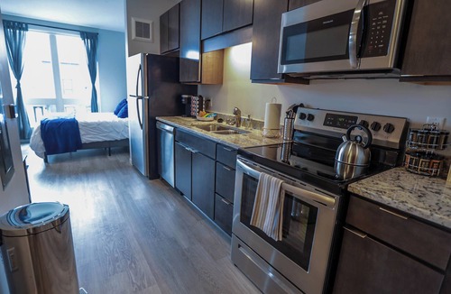 Richfield Apartment | Indigo Suite: 10 Mins to MSP/MOA, Queen Bed, Free assigned parking