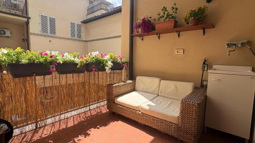 Isolotto Apartment | Indipendent Studio Apartment with Terrace - Parking