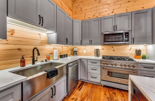 White Haven Cabin | Indoor Pool + Game Rooms + Sports Court + Hot Tub + Golf Sim | Grand Timber