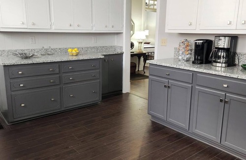 Montgomery House | Indulgent Downtown Retreat - Beautiful Historic Home - 8 Guests - 4 Beds