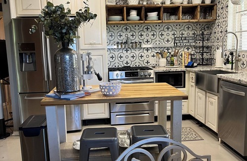 Phoenix House | Industrial Chic Designer Cottage