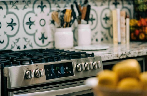 Phoenix House | Industrial Chic Designer Cottage