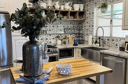 Phoenix House | Industrial Chic Designer Cottage
