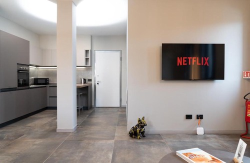 Cellatica Apartment | Industrial Residence