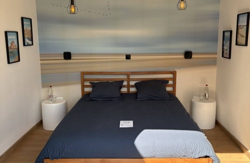 Peuplingues Bed & Breakfast | Industrial-style B&B in Peuplingues
