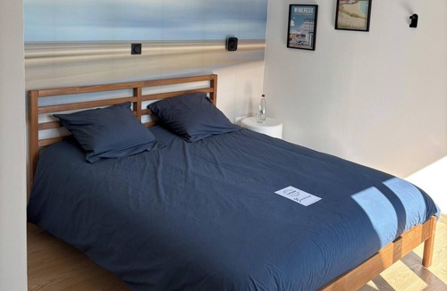 Peuplingues Bed & Breakfast | Industrial-style B&B in Peuplingues