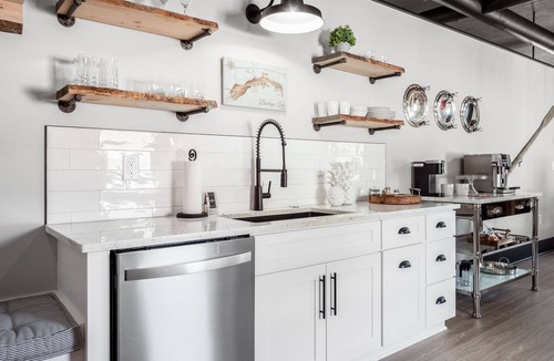 Millersport Apartment | Industrial Style Loft With Access To Buckeye Lake!