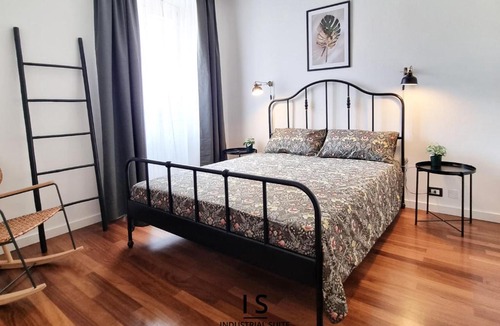 Trieste City Centre Apartment | Industrial Suite Trieste - Design & Silence in Viale XX Settembre