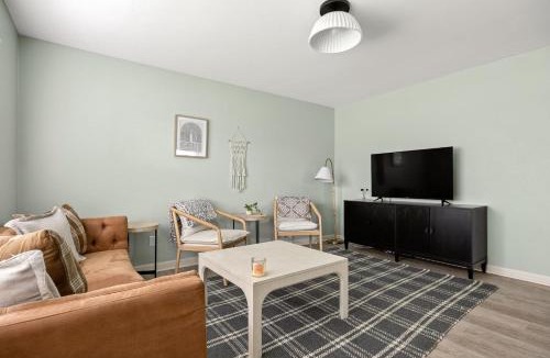 Acton Apartment | Indy Cottage Bliss: Comfort & Style Await You