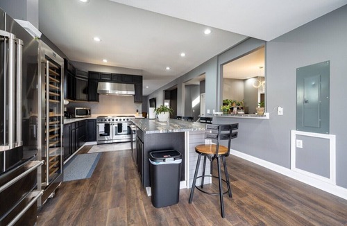 Near Eastside House | Indy's Best Kept Secret, Large Home for Group Fun