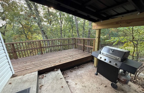 Sunrise Beach House | Inexpensive 3-Bdrm 2-Bth Very Clean, Modest House. Fiber WiFi, in Sunrise Beach