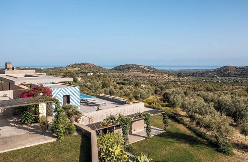 San Corrado di Fuori Villa | Infinita - Six Bedroom Villa, Sleeps 12