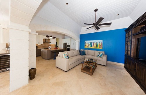Dover Villa | Infinity Escape with sea view beach access