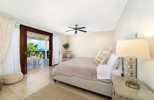 Merlin Bay Villa | Infinity House by Blue Sky Luxury