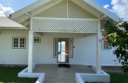 Bacolet Villa | Infinity – on a clear day you can see forever ….