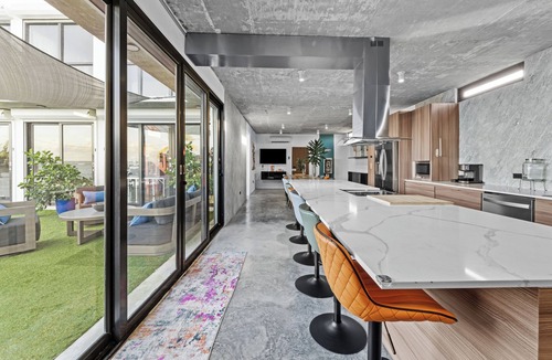 Las Carreras House | Infinity pool - Ocean View- Slide - Pool Table- Ps5 - Ping-Pong Table
